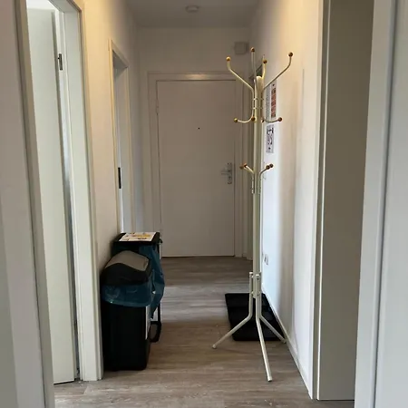 Appartement 3 Bedroom 5 Singlebeds, Free Parking, Near Autobahn A7, Nord *